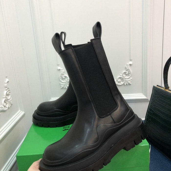 Bo*te*ga ve*ne*ta boots