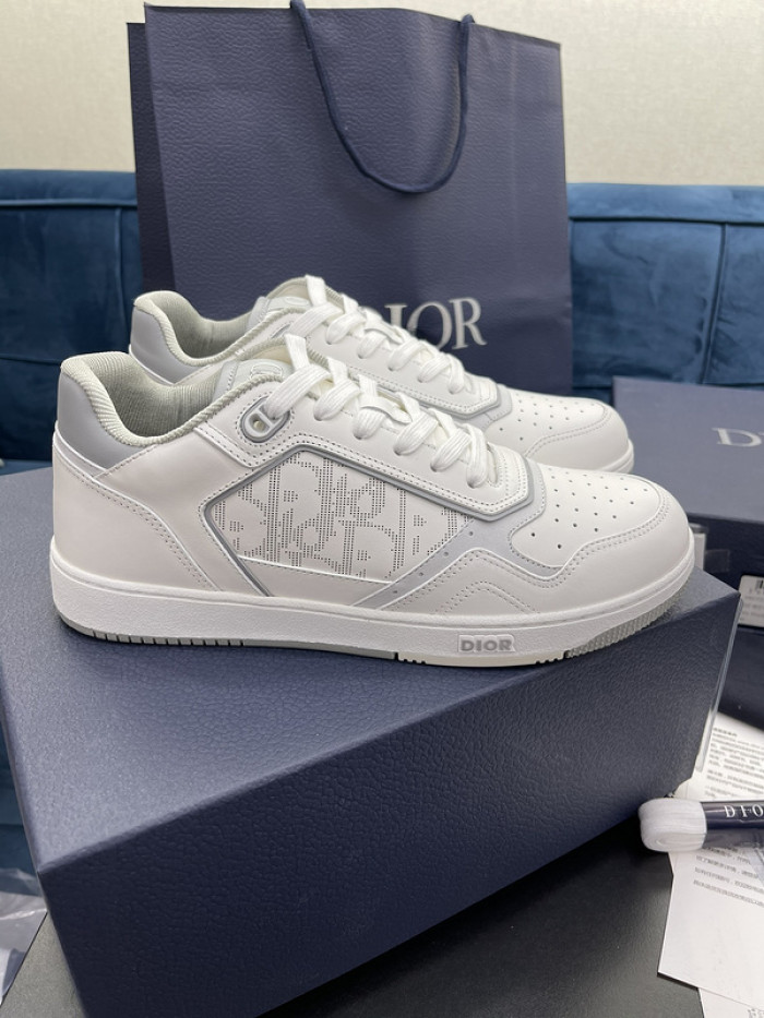 d10r b27 sneakers