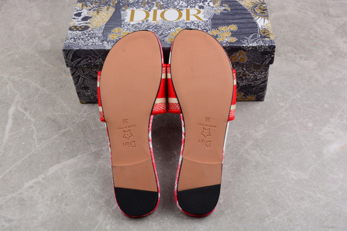 D*or slippers
