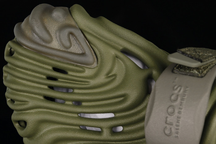 Salehe Bembury x Cr0c5 Polle x Clog "Army Green"