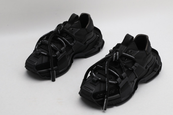 d.g. sneakers