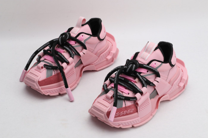 d.g. sneakers