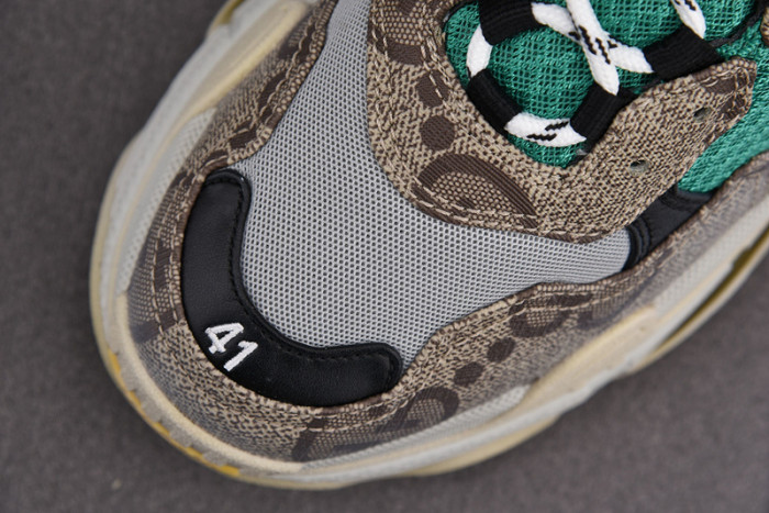 blcg sneaker triple.s.gomma 483513w06e37070