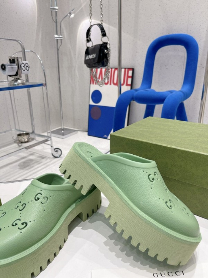 gucc slippers