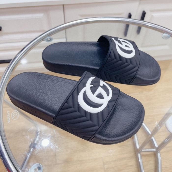 gucc slippers