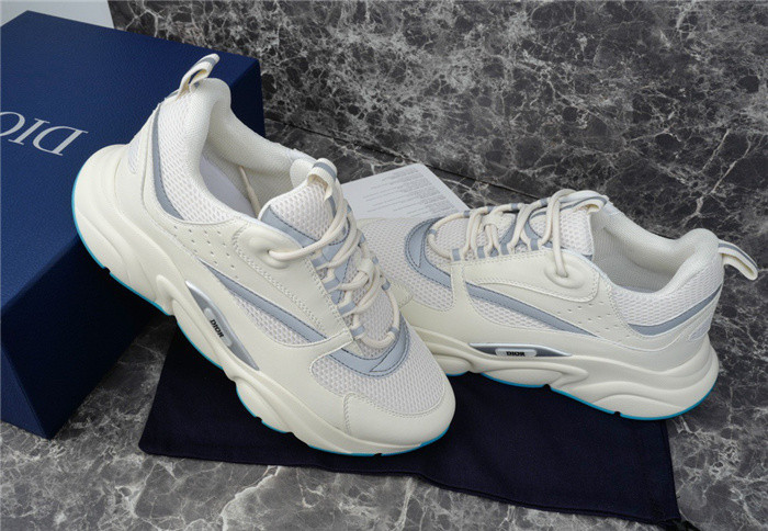 D10R B22 TRAINER SNEAKER