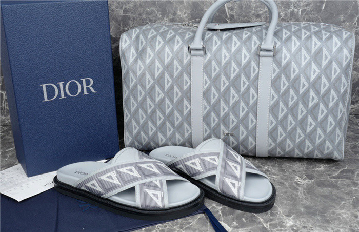 D*or slippers