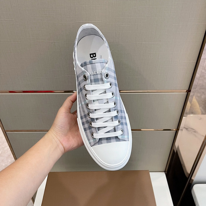 bby sneaker by0014