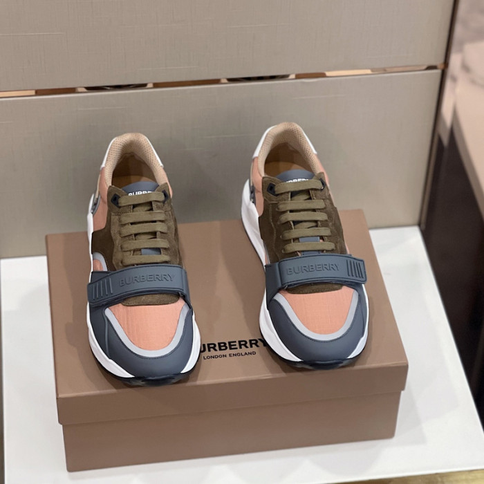 bby sneaker by0019
