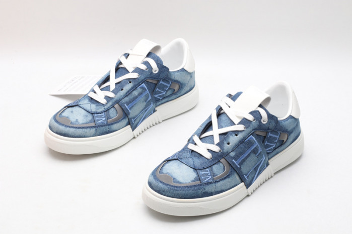 v*lentino sneakers va1085-222