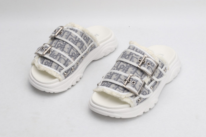 D10r SLIPPERS DR258-003
