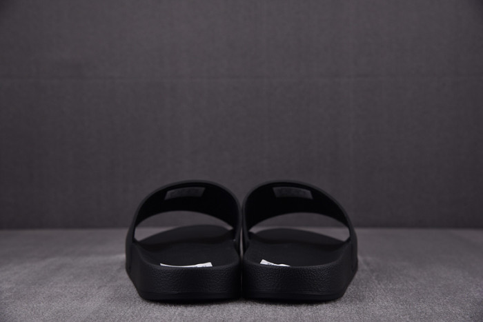blcg slippers