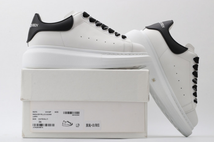 A1exa*der Mcqv*en SNEAKERS MC5563-029