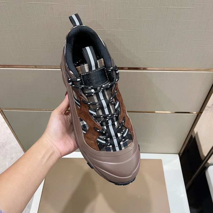 bby sneaker by0048