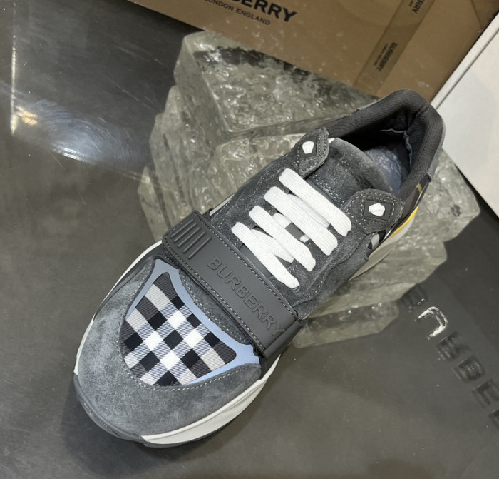 bby sneaker by0074