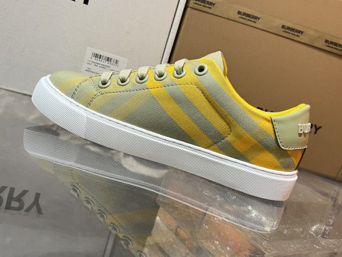bby sneaker by0087