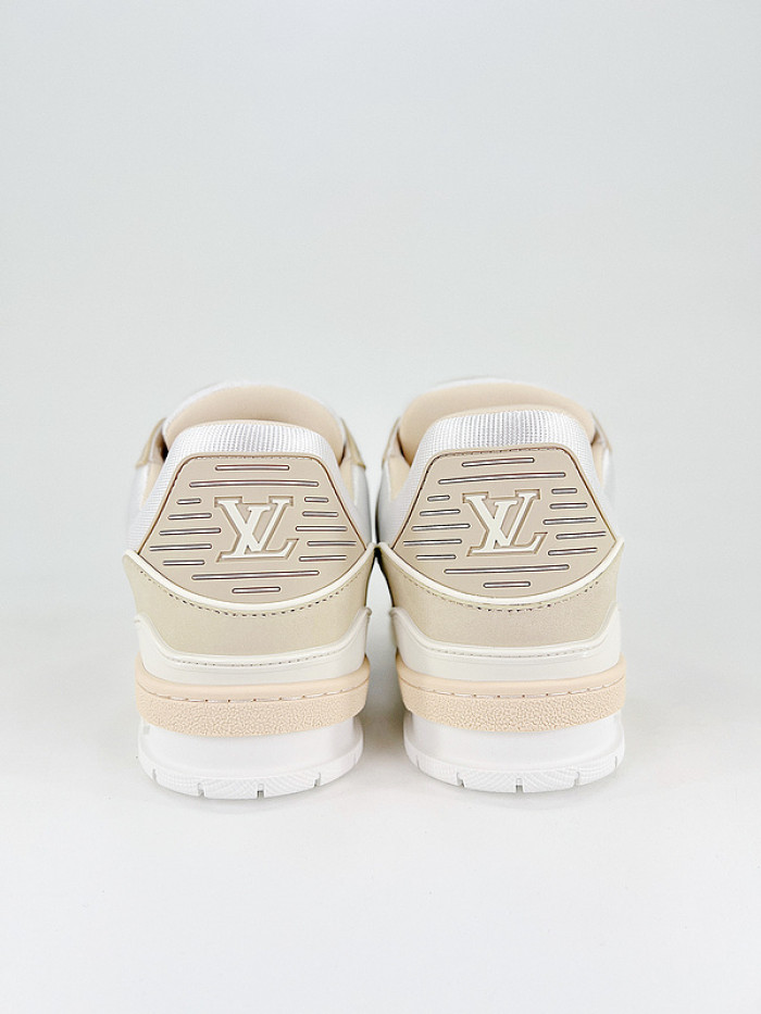 1V SNEAKERS 1V0425-113