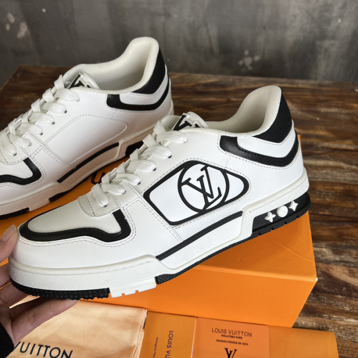 1V SNEAKERS 1V0425-205