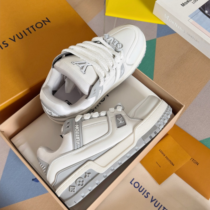 1V SNEAKERS 1V0425-207