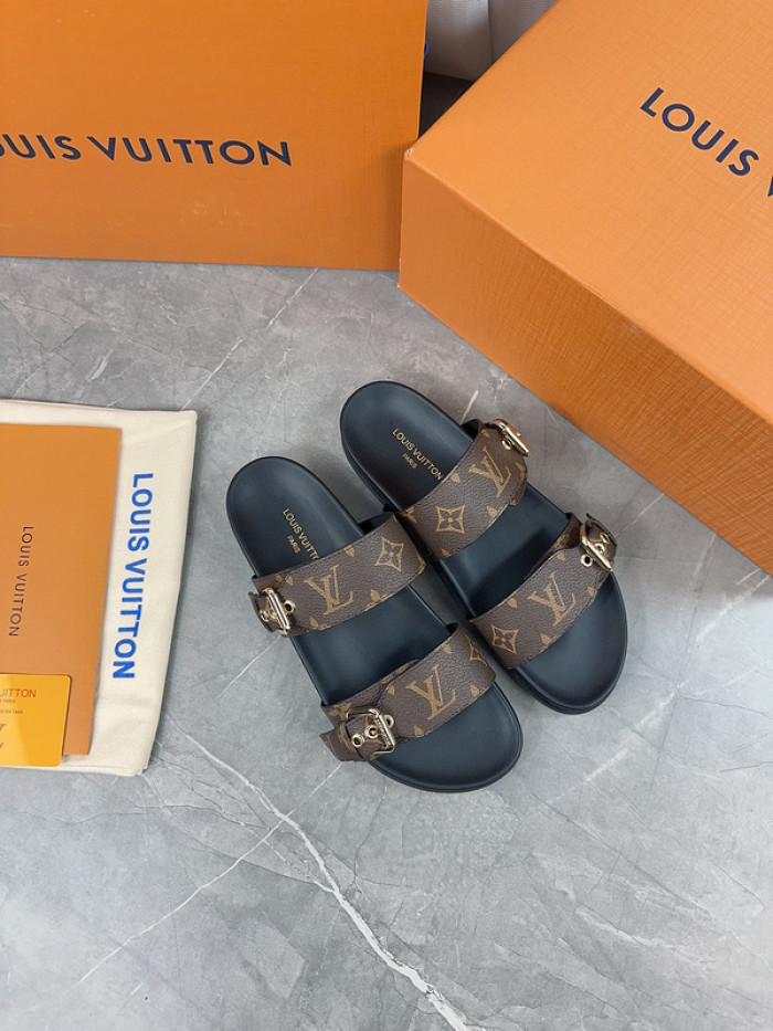 1*V SLIPPERS 11V0107-047
