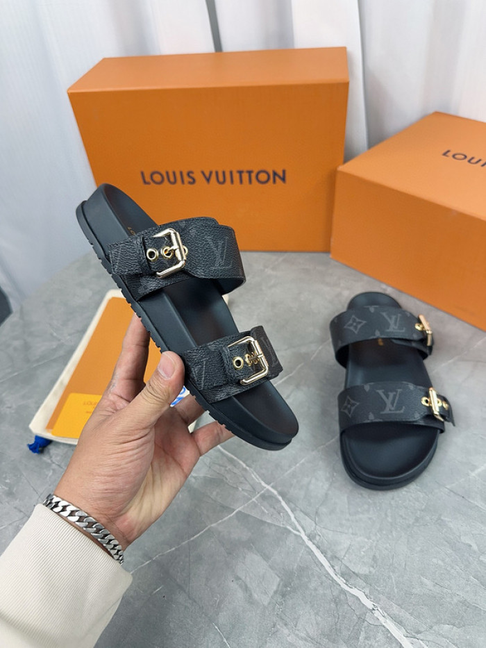 1*V SLIPPERS 11V0107-048