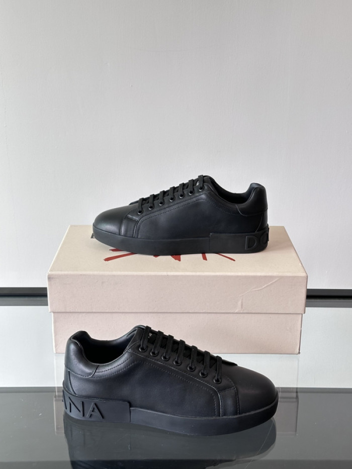 D.G. Sneakers DG210-175