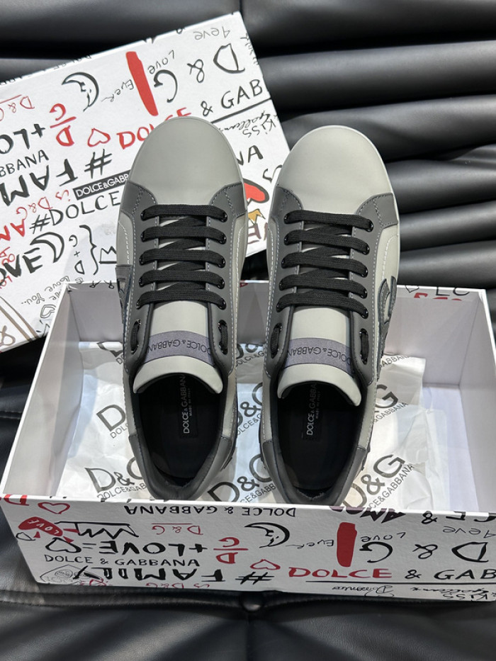 D.G. Sneakers DG210-245