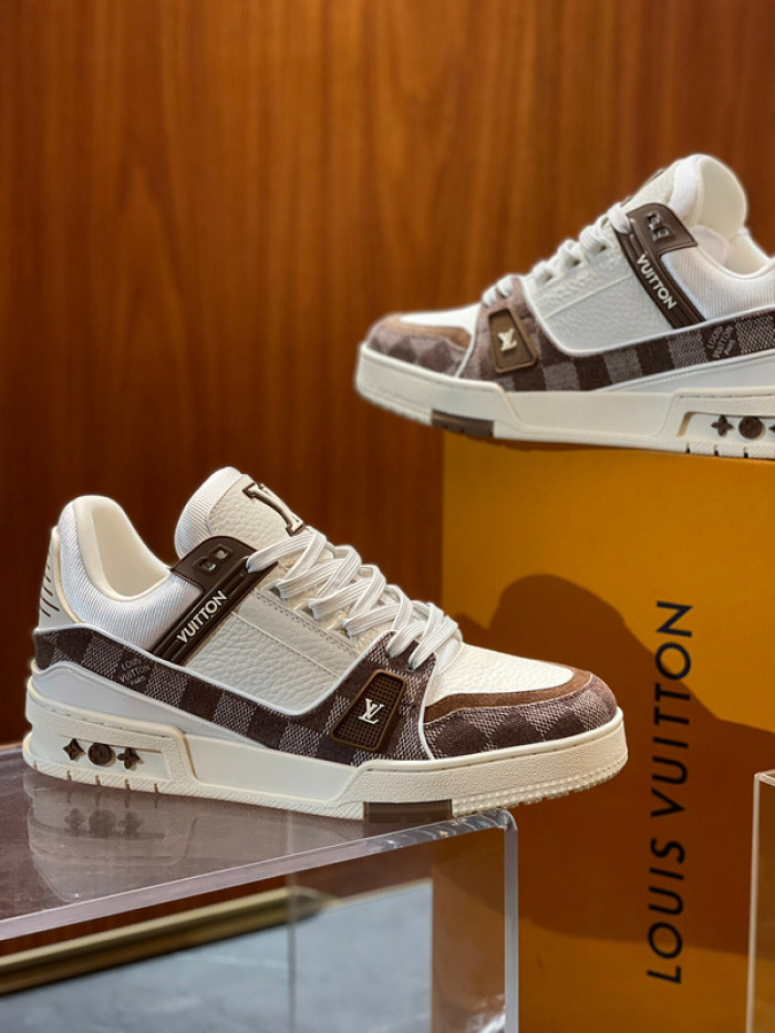 1V SNEAKERS 1V0425-225