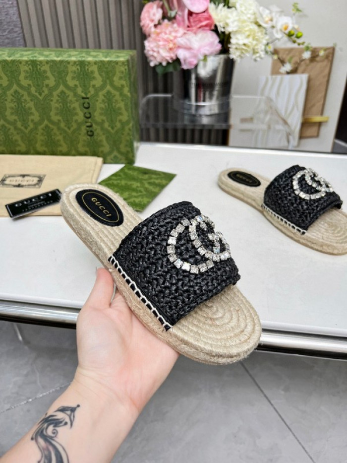 Gv*c SLIPPERS GU568-122