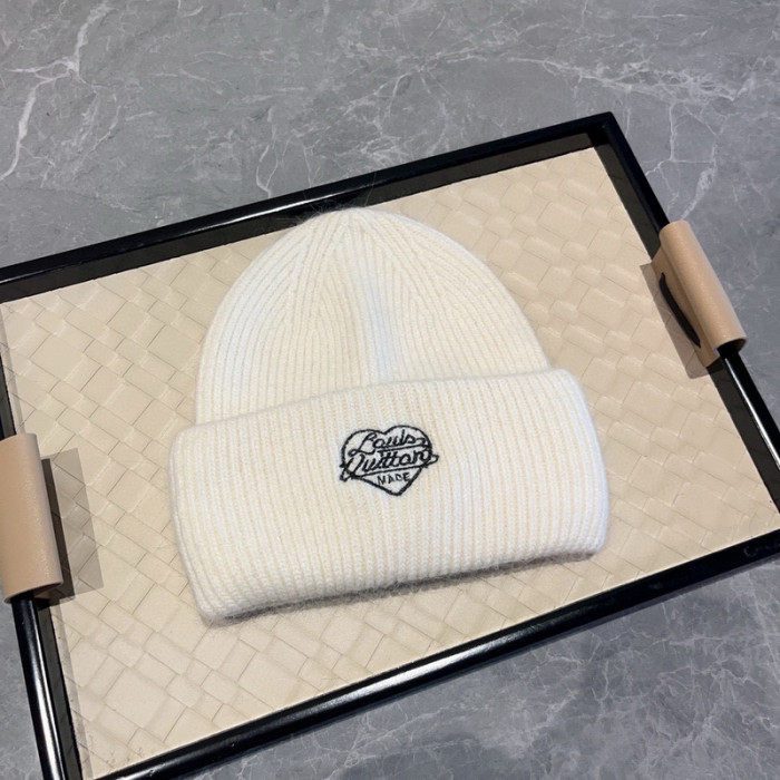 1v HAT0229-0508