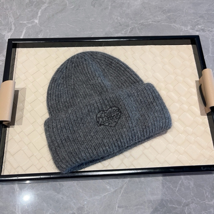 1v HAT0229-0509