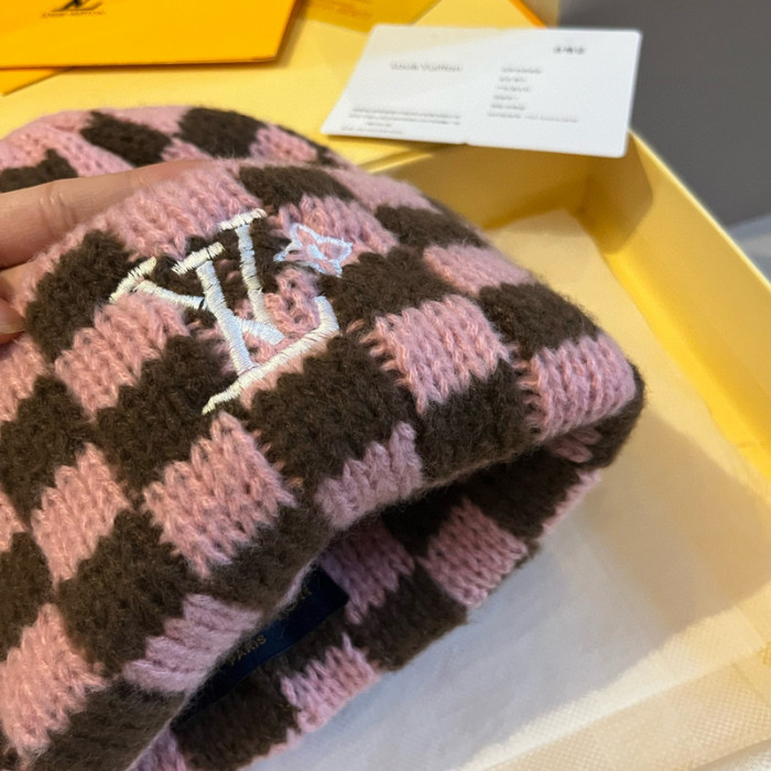 1v HAT0229-0511