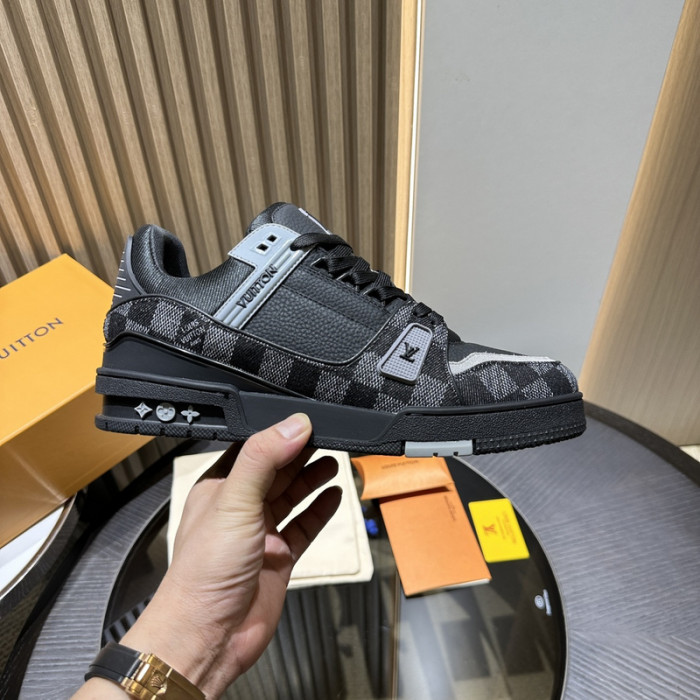 1V SNEAKERS 1V0425-269