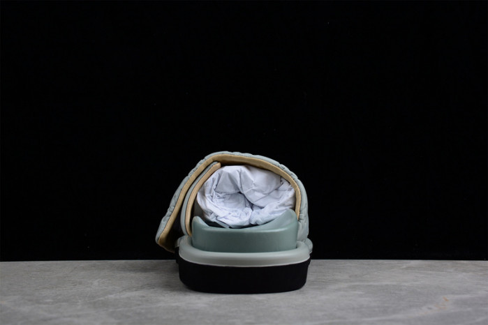 1*V SLIPPERS 11V0107-062