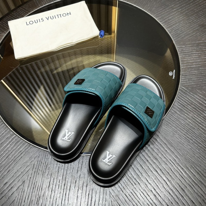 1*V SLIPPERS 11V0107-068