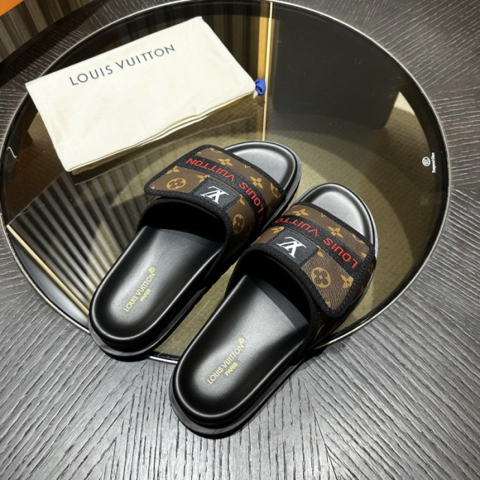 1*V SLIPPERS 11V0107-076