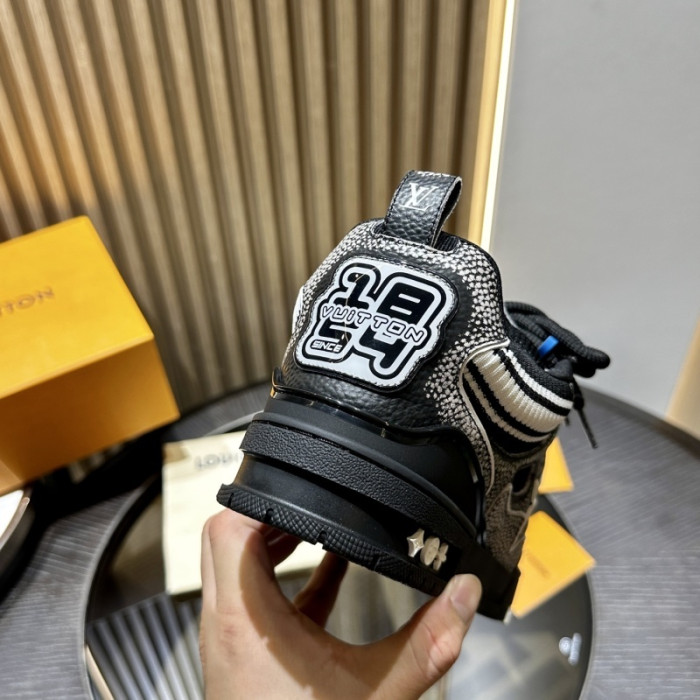 1V SKATE 1V0425-397