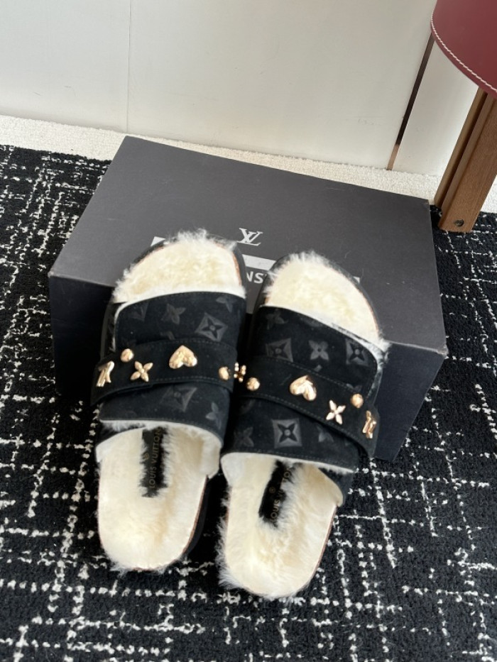 1*V SLIPPERS 11V0107-083