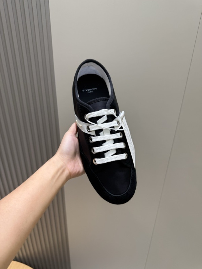 GIVEN-CHY SNEAKERS GIVEN019