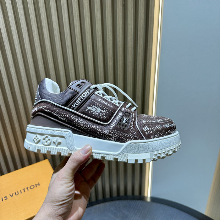 1V TRAINER 1V0425-650