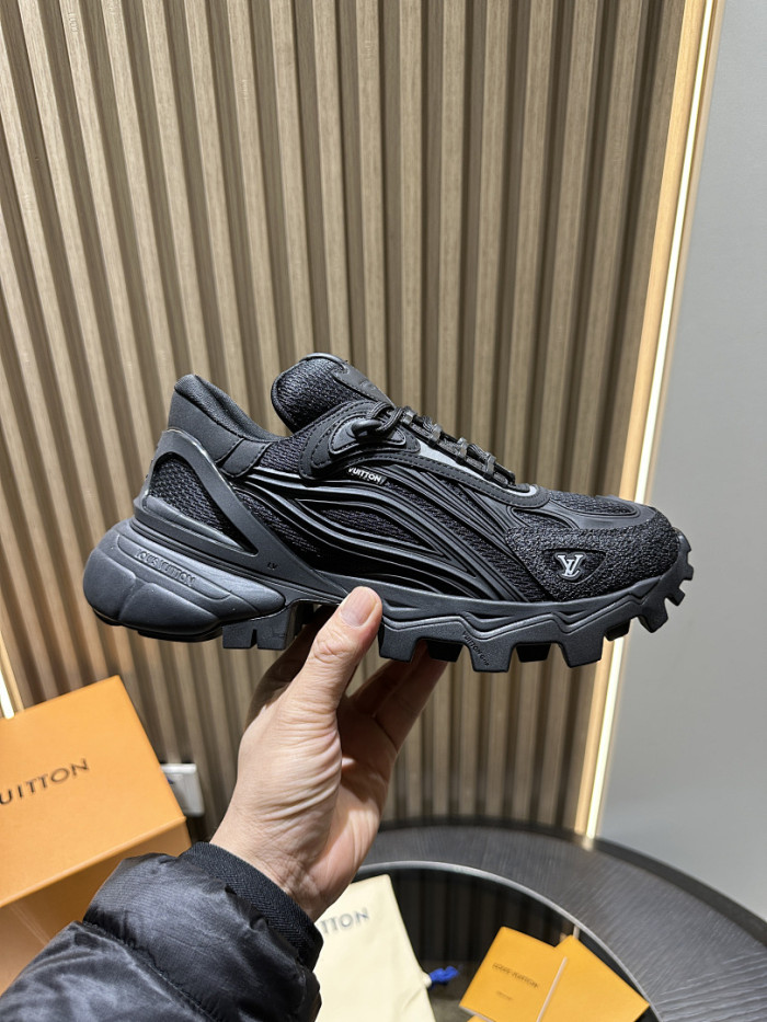 1V SHOES 1VS02