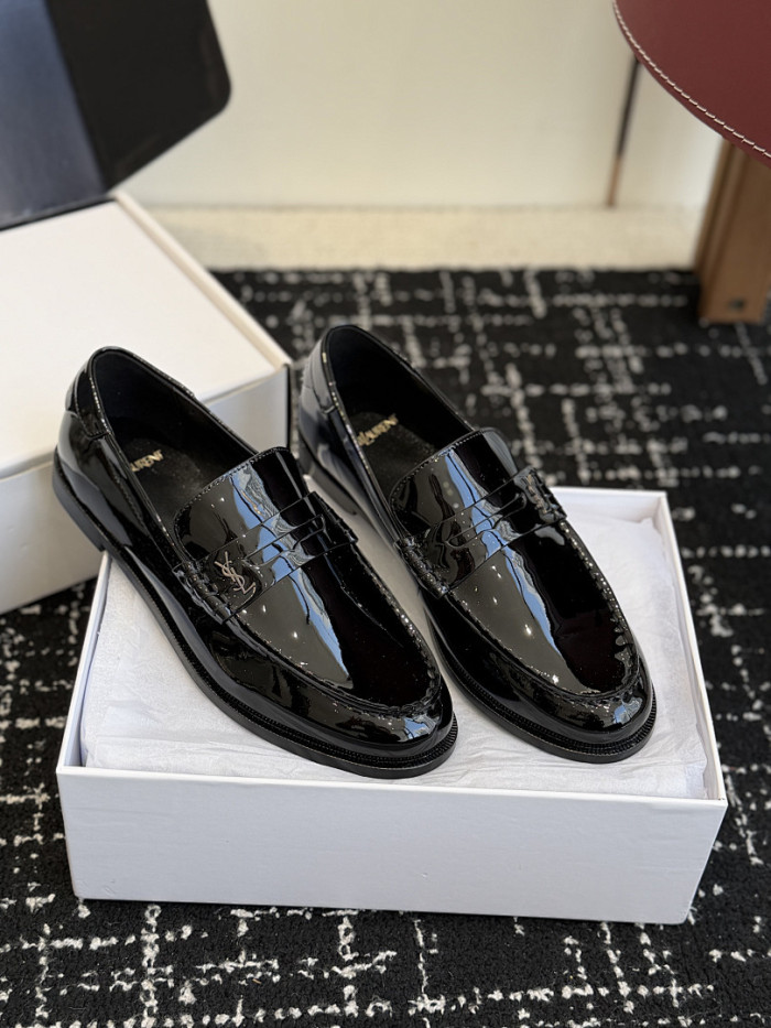 Y51 LOAFERS T0425-166