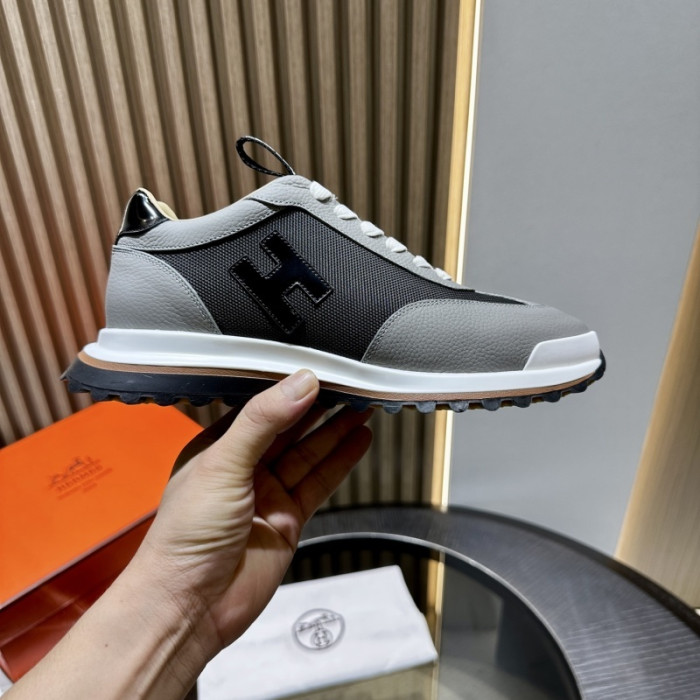 HER*MES SNEAKER HM1028-157