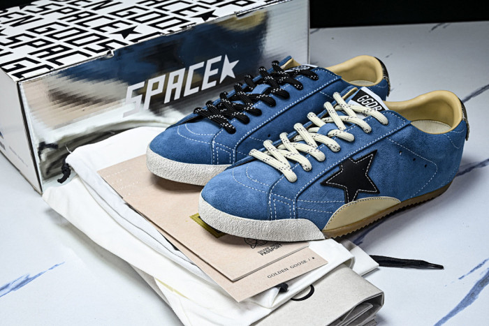 G01den G003e SNEAKERS GGS00004