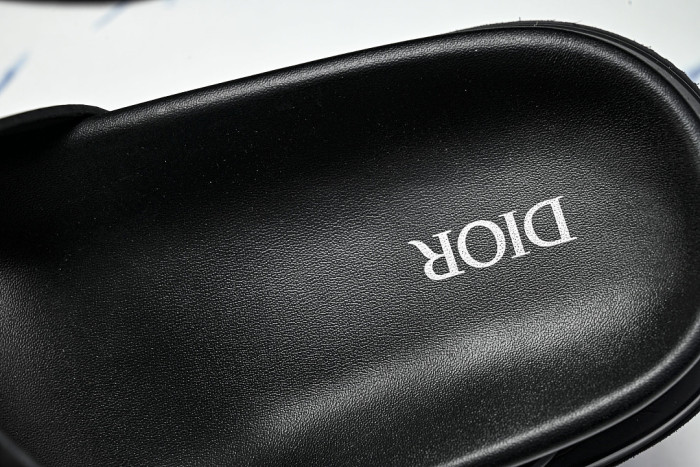 D10r SLIPPERS DS258-087