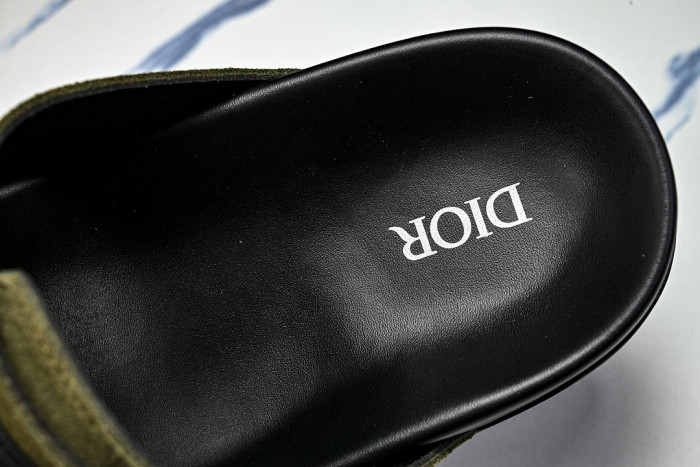 D10r SLIPPERS DS258-089