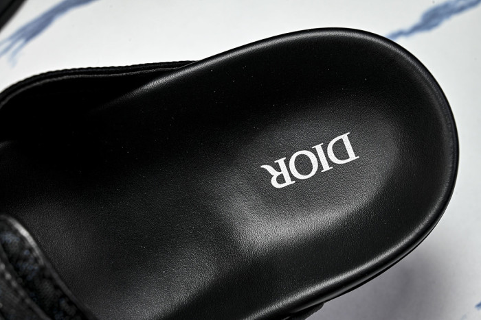 D10r SLIPPERS DS258-092