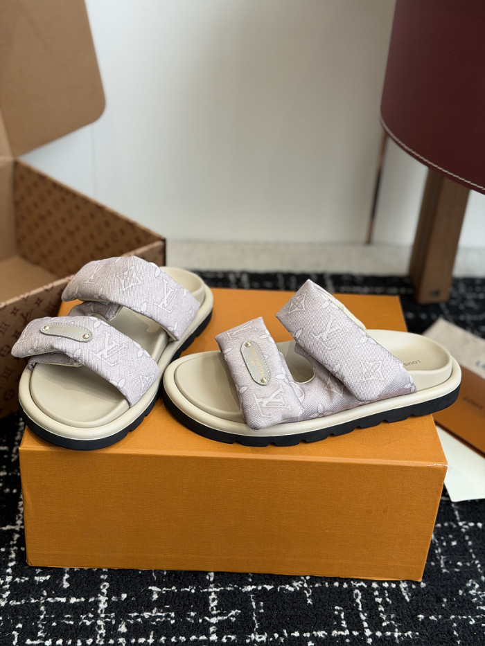 1*V SLIPPERS 11V0107-133