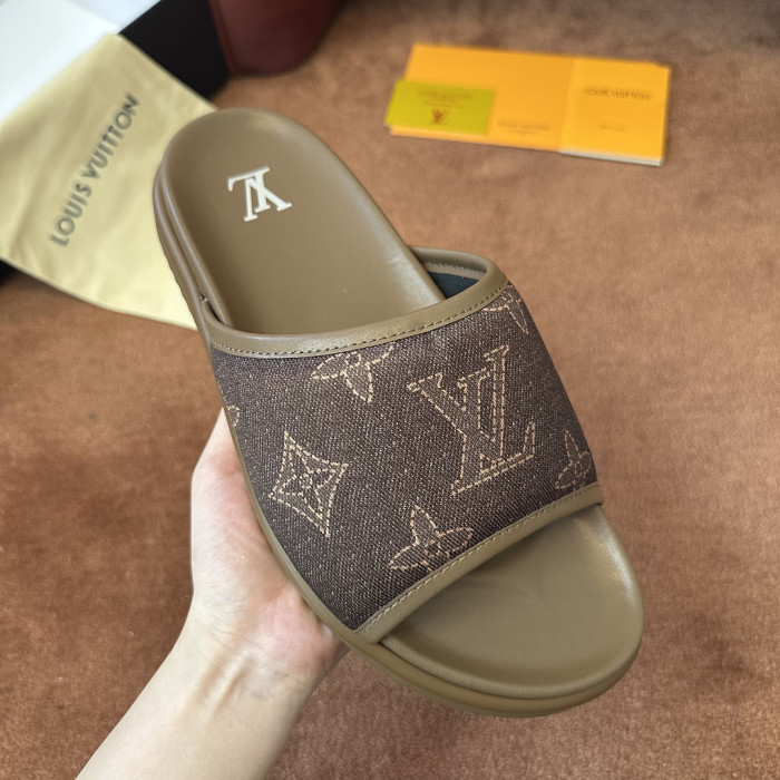 1*V SLIPPERS 11V0107-142