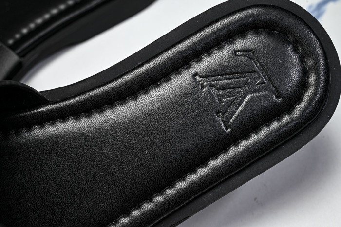 1*V SLIPPERS 11V0107-146